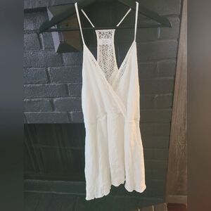 Sage The label white dress size small